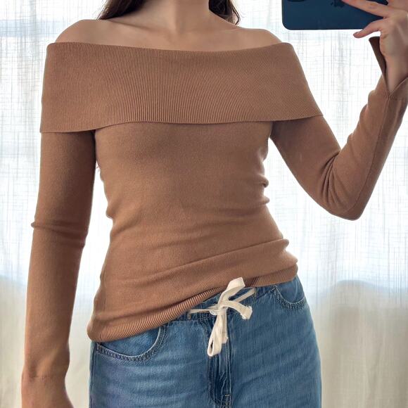 BCBGMaxAzria Sweaters - BCBG MAX AZRIA Off the Shoulder Sweater Fold Over Size Small Tan Brown